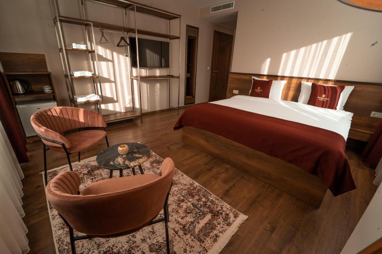 Monarch Boutique Hotel プリズレン エクステリア 写真
